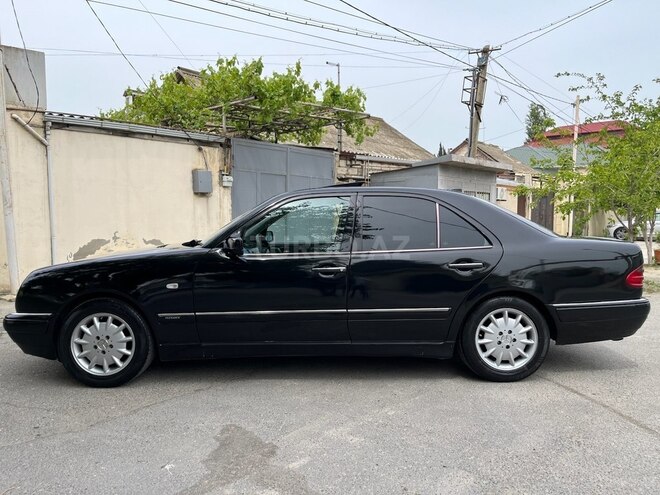 Mercedes E 240 1998, 368,000 km - 2.4 l - Bakı