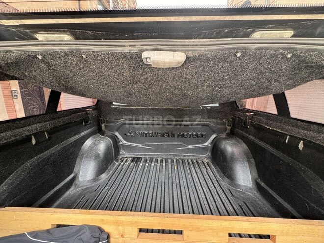 Mitsubishi L200 2021, 46,000 km - 2.4 л - Bakı