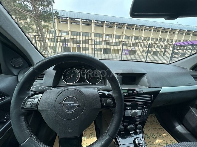 Opel Astra 2010, 164,000 km - 1.4 l - Bakı