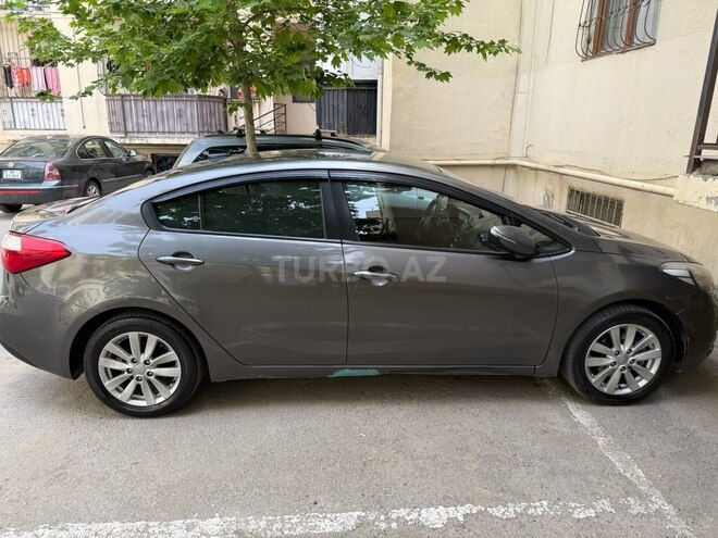 Kia Cerato 2013, 266,933 km - 1.6 l - Xırdalan