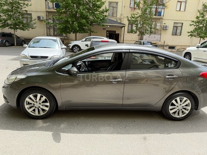 Kia Cerato 2013, 266,933 km - 1.6 l - Xırdalan