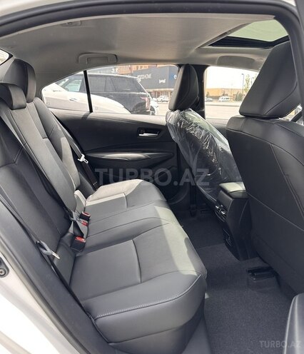 Toyota Corolla-13