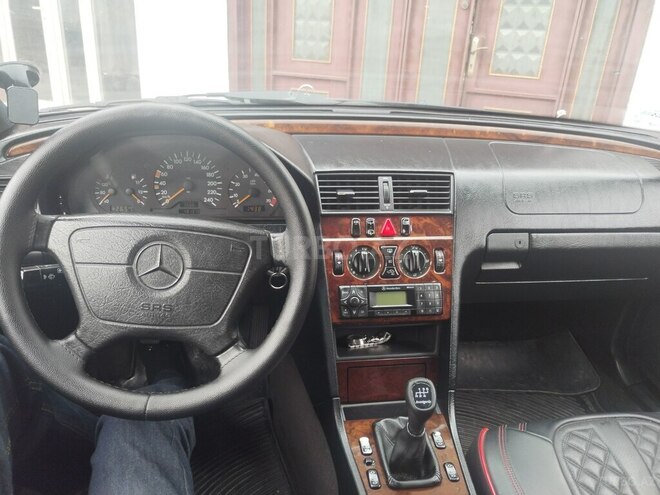 Mercedes C 200 1998, 481,378 km - 2.0 л - İmişli