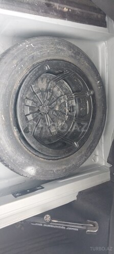 Mercedes E 220 d 2000, 448,000 km - 2.2 l - Göyçay