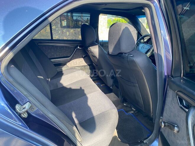 Mercedes C 180 1995, 289,000 km - 1.8 л - Quba