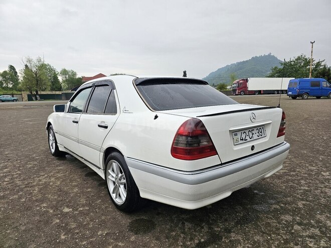 Mercedes C 250 d 1995, 505,133 km - 2.5 l - Astara