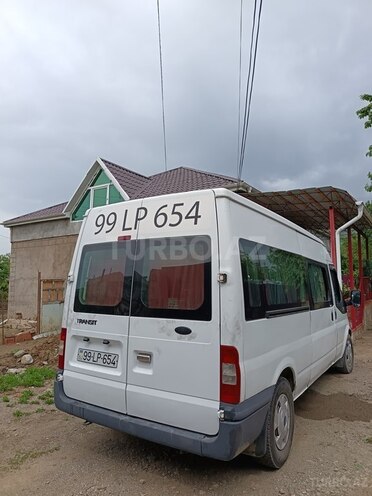 Ford Transit 2009, 733,638 km - 2.4 л - Quba