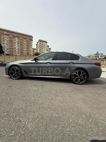 BMW 530e 2023, 45,000 km - 2.0 l - Bakı