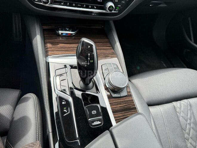 BMW 530e 2023, 45,000 km - 2.0 l - Bakı