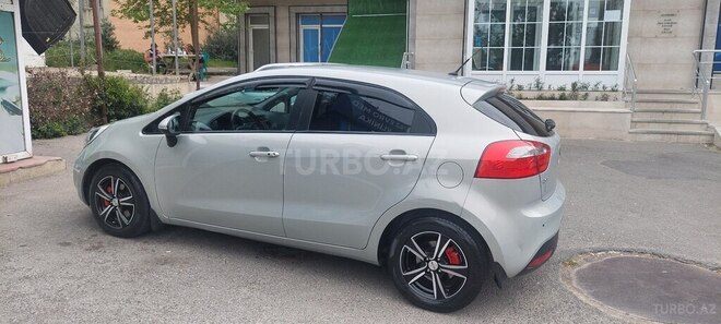 Kia Rio 2011, 289,328 km - 1.4 л - Bakı