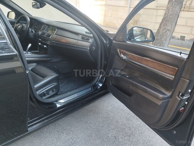 BMW 750 2012, 142,000 km - 4.4 l - Bakı
