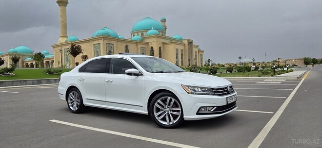 Volkswagen Passat 2017, 126,800 km - 2.0 l - Naxçıvan