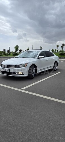 Volkswagen Passat 2017, 126,800 km - 2.0 l - Naxçıvan