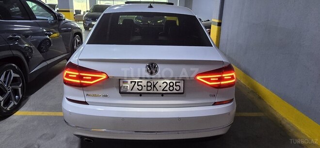 Volkswagen Passat 2017, 126,800 km - 2.0 l - Naxçıvan