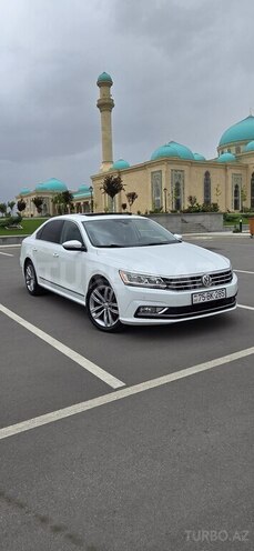 Volkswagen Passat 2017, 126,800 km - 2.0 l - Naxçıvan