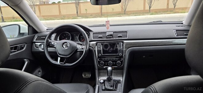 Volkswagen Passat 2017, 126,800 km - 2.0 l - Naxçıvan