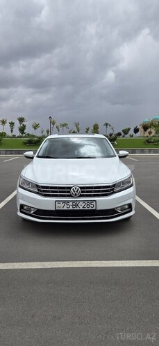 Volkswagen Passat 2017, 126,800 km - 2.0 l - Naxçıvan