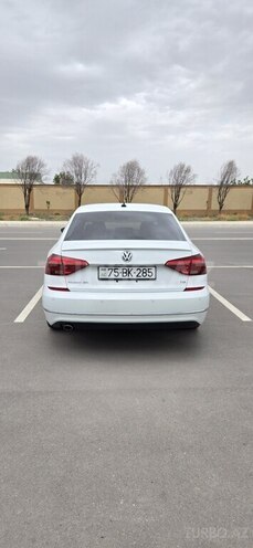 Volkswagen Passat 2017, 126,800 km - 2.0 l - Naxçıvan