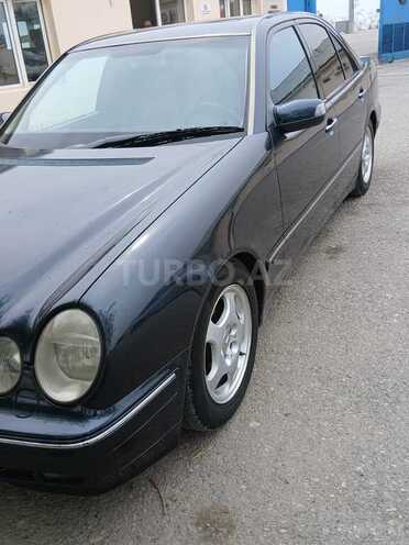 Mercedes E 280 1999, 381,109 km - 2.8 l - Bakı