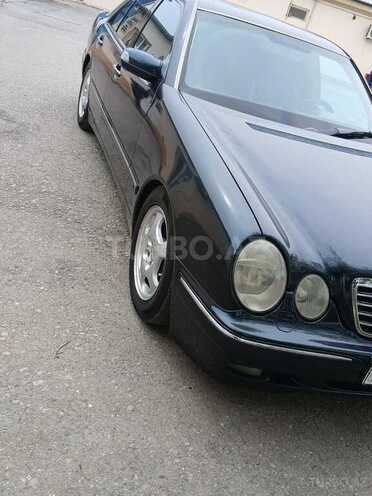 Mercedes E 280 1999, 381,109 km - 2.8 l - Bakı