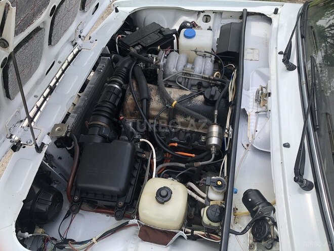 LADA (VAZ) 2107 2007, 95,000 km - 1.6 l - Ucar