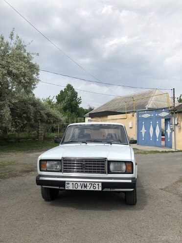 LADA (VAZ) 2107 2007, 95,000 km - 1.6 l - Ucar