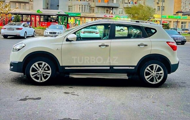 Nissan Qashqai 2013, 105,312 km - 2.0 л - Bakı