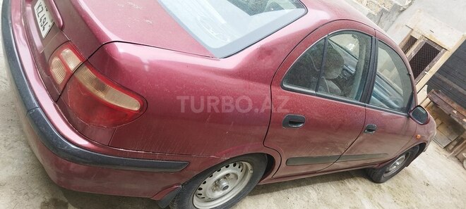 Nissan Sunny 2001, 300,000 km - 1.6 l - Bakı
