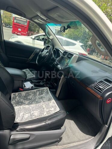 Toyota Land Cruiser Prado 2012, 280,000 km - 2.7 l - Bakı