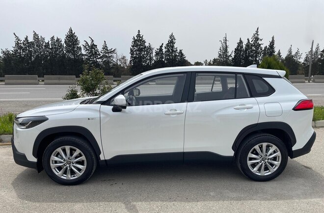 Toyota Corolla Cross 2025, 0 km - 2.0 л - Bakı