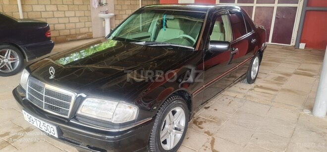 Mercedes C 230 1998, 329,900 km - 2.3 l - Salyan