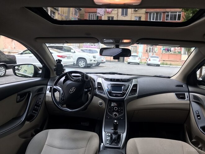 Hyundai Elantra 2015, 186,040 km - 1.8 l - Bakı