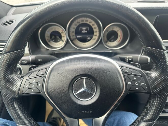 Mercedes E 220 d 2013, 240,000 km - 2.2 л - Bakı
