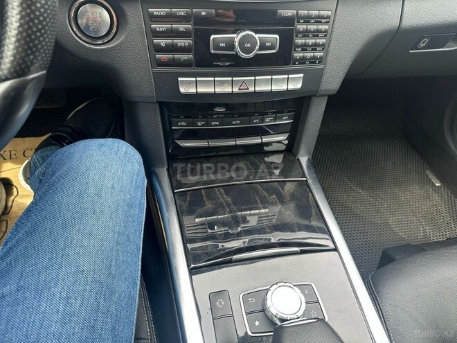 Mercedes E 220 d 2013, 240,000 km - 2.2 л - Bakı
