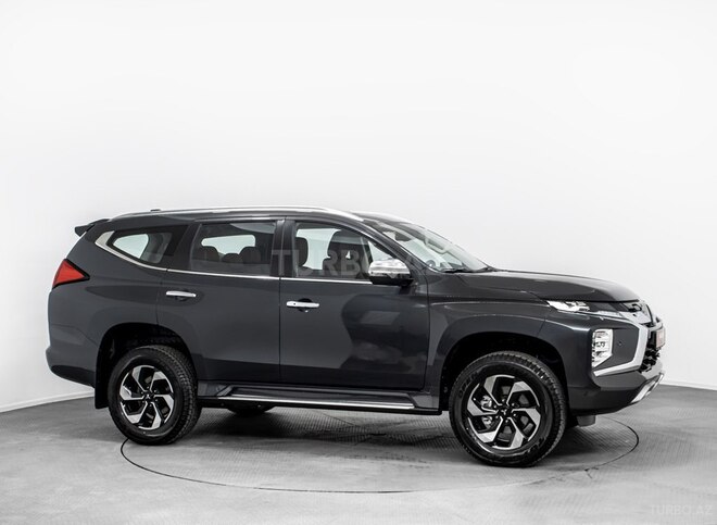 Mitsubishi Pajero Sport-7