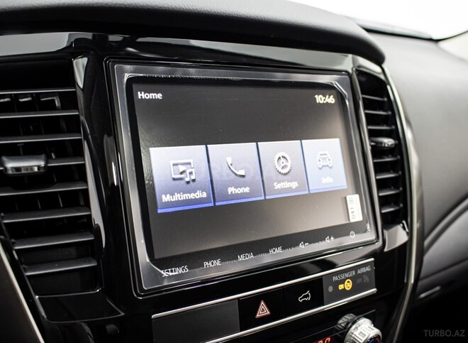 Mitsubishi Pajero Sport-21