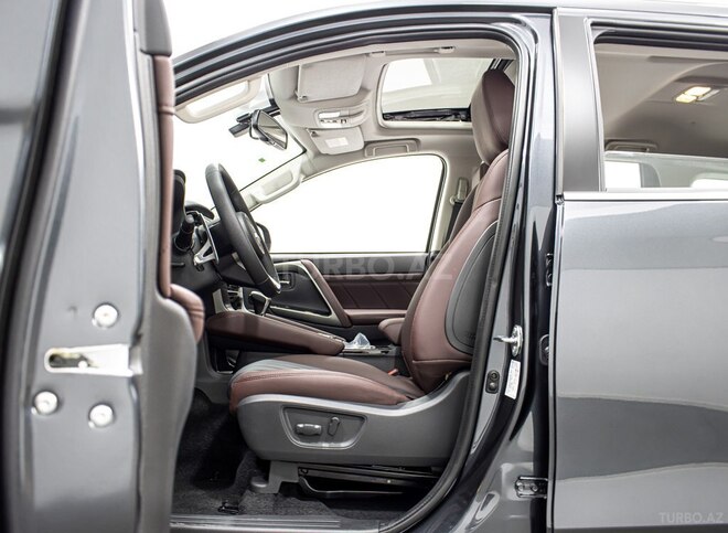 Mitsubishi Pajero Sport-25