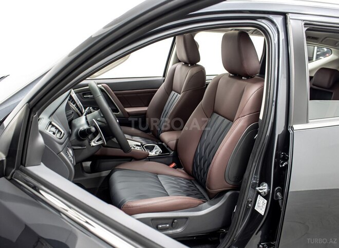 Mitsubishi Pajero Sport-26