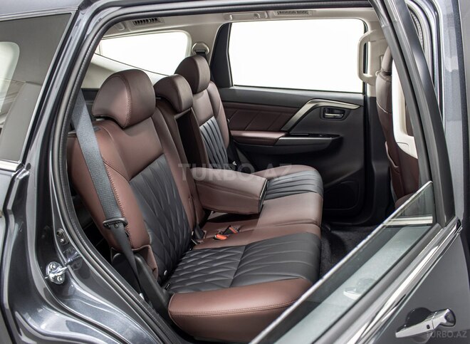 Mitsubishi Pajero Sport-29