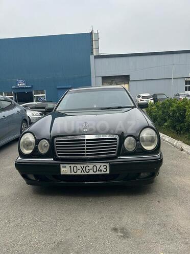 Mercedes E 280 1998, 439,000 km - 2.8 l - Bakı