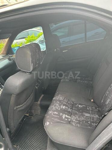 Mercedes E 280 1998, 439,000 km - 2.8 l - Bakı