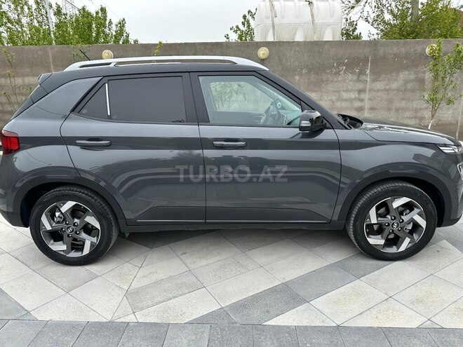 Hyundai Venue 2024, 9,000 km - 1.6 l - Bakı