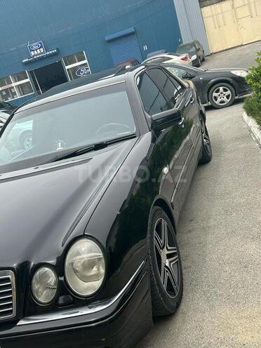 Mercedes E 280 1998, 439,000 km - 2.8 l - Bakı