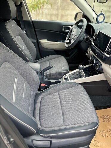 Hyundai Venue 2024, 9,000 km - 1.6 l - Bakı