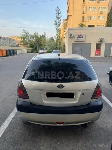 Kia Rio 2009, 380,000 km - 1.5 l - Bakı