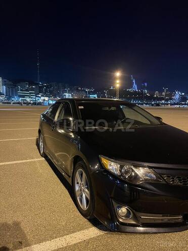 Toyota Camry 2013, 124,500 km - 2.5 л - Bakı