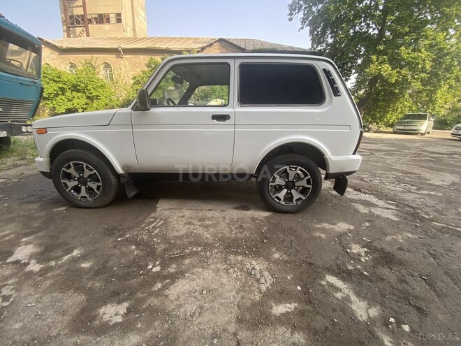 LADA (VAZ) Niva 2019, 71,000 km - 1.7 l - Gəncə