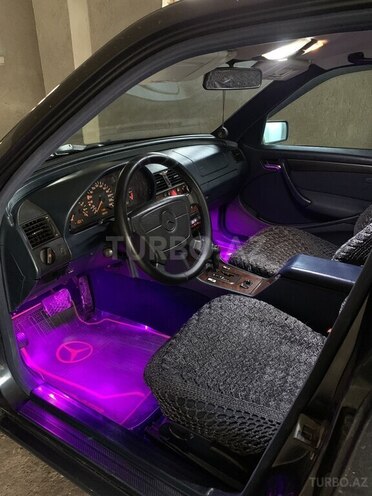 Mercedes C 200 1998, 398,000 km - 2.0 л - Masallı