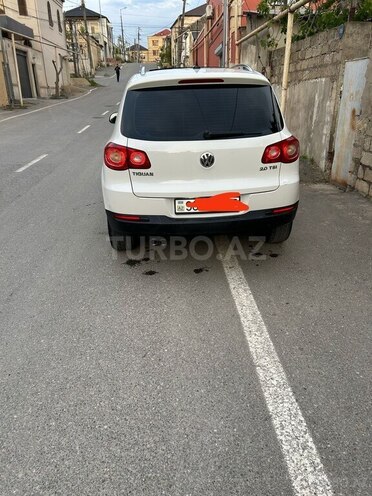 Volkswagen Tiguan 2009, 210,000 km - 2.0 l - Bakı