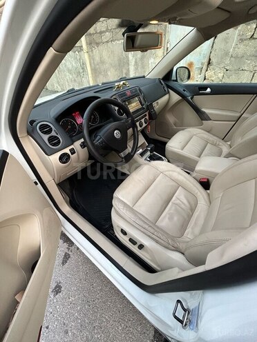 Volkswagen Tiguan 2009, 210,000 km - 2.0 l - Bakı